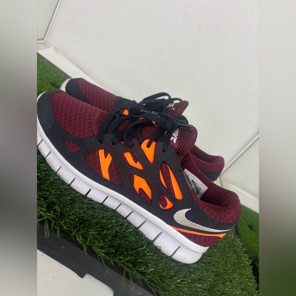 Nike Free Run 2 Maroon Black Orange DM8915-600 Women’s Size 10